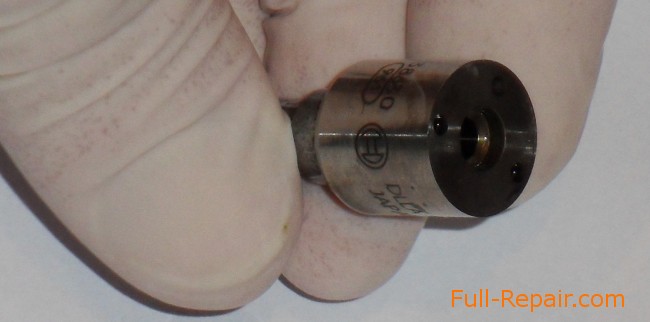 Nozzle with Bosch sign and lettering «Japan» Nozzle with Bosch sign and lettering «Japan»
